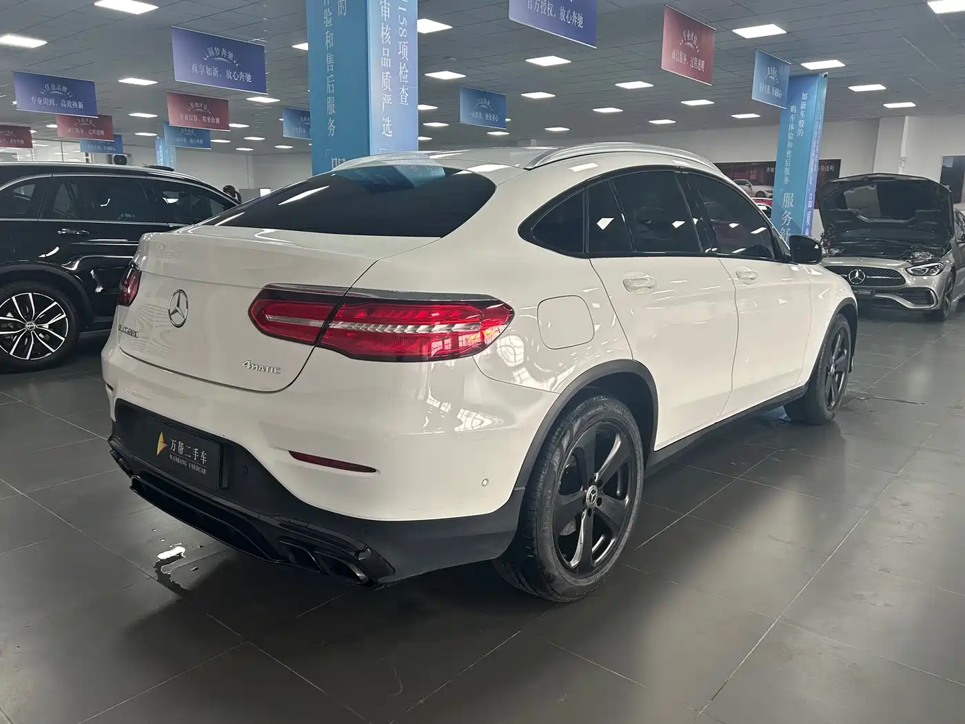 Mercedes-Benz GLC Coupe 2019 GLC 200 4MATIC Coupe SUV фото 9