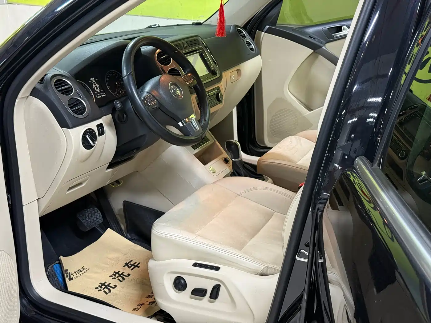 Volkswagen Tiguan 2012 2.0TSI Automatic 4WD Flagship Edition фото 9