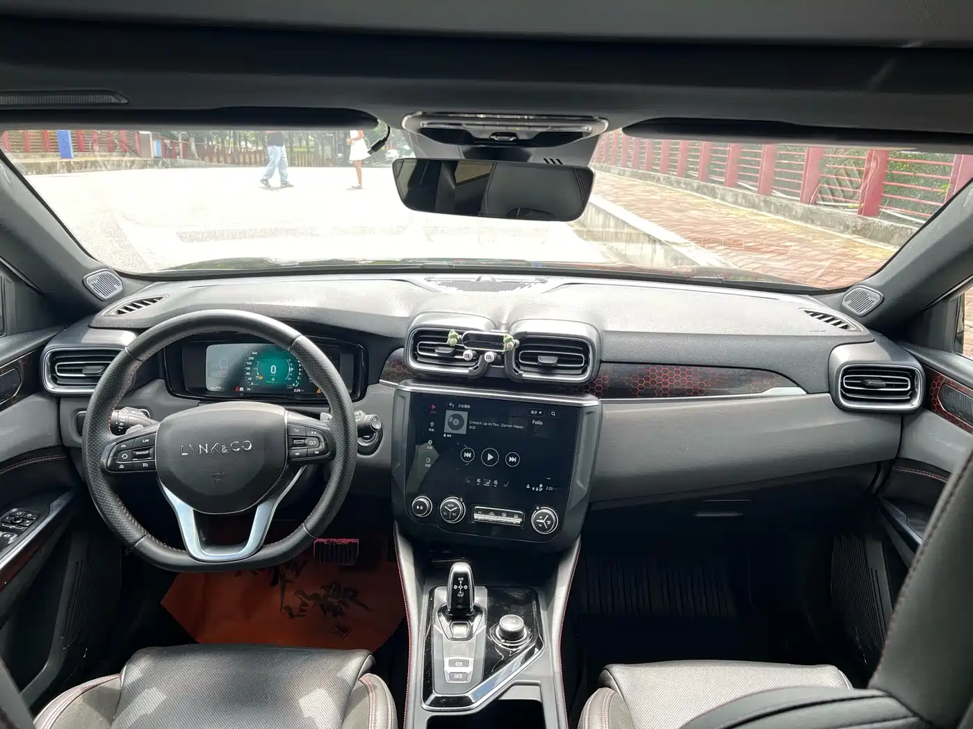 Lynk & Co 03 2018 1.5TD DCT Power Pro Version China V фото 8