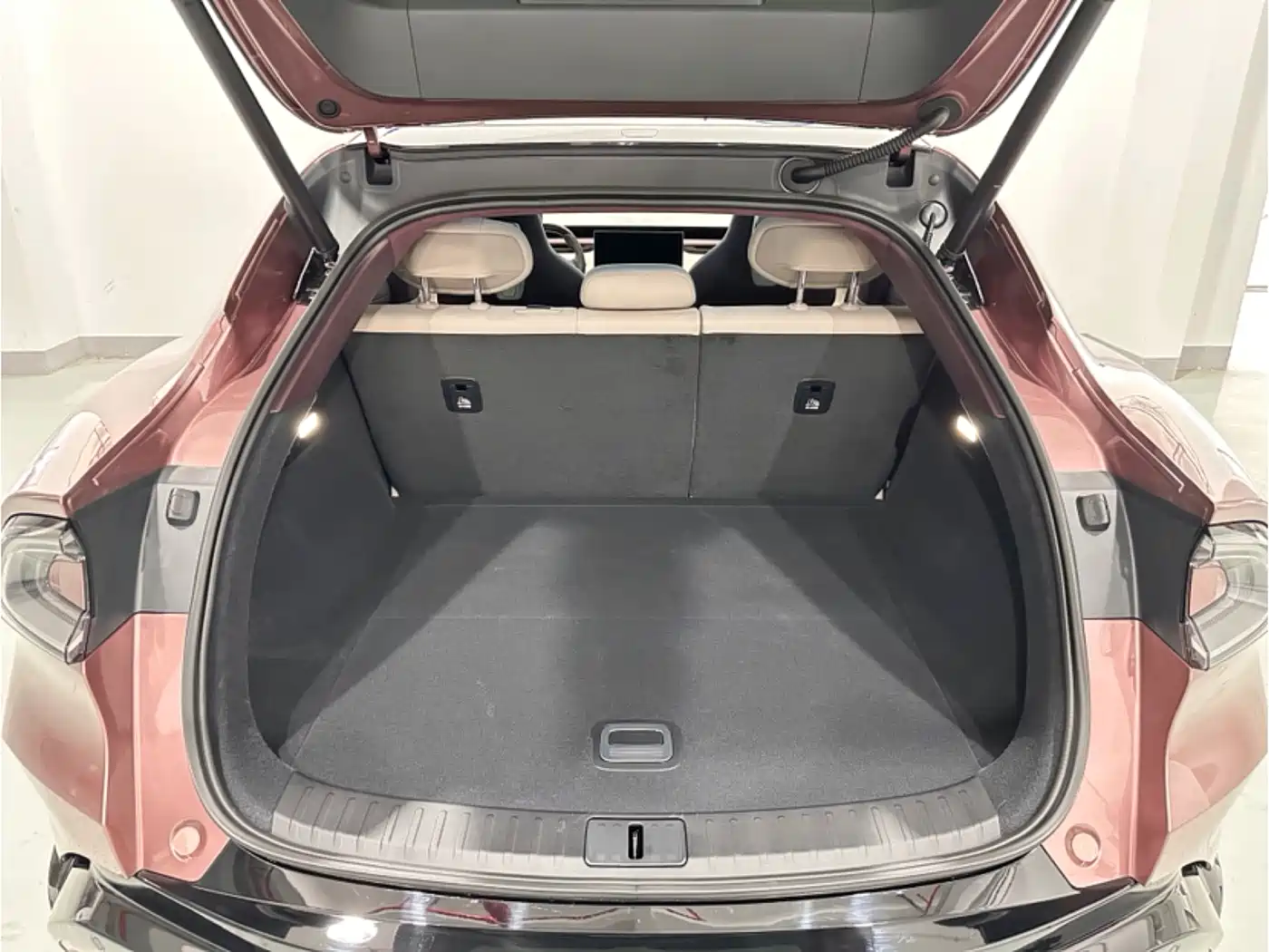 Xiaomi Auto Xiaomi YU7 2025 Ultra Long Range High Performance AWD Max Edition фото 6