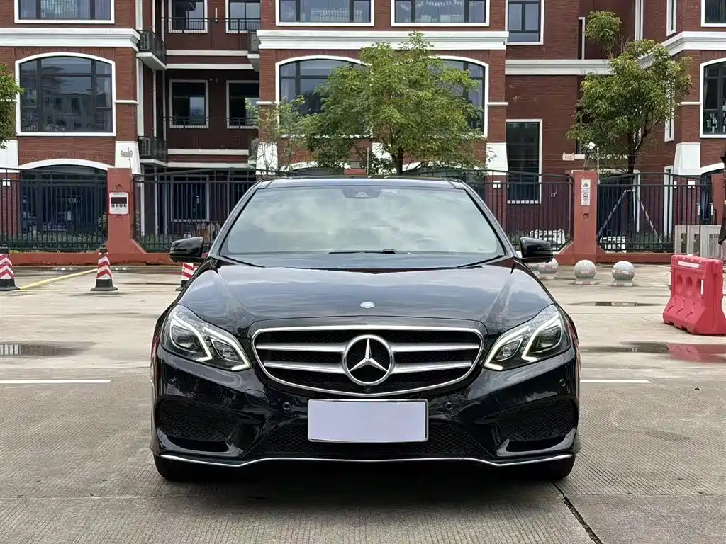 Mercedes-Benz E-Class 2015 Facelift E 260 L Sport Luxury фото 3