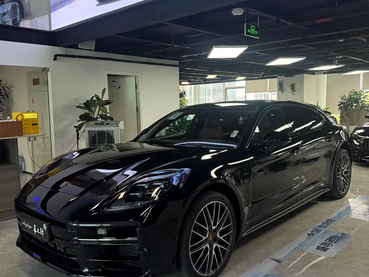 Porsche Panamera 2026 Panamera Timeless Edition 2.9T