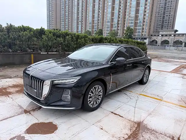 Hongqi H5 2022