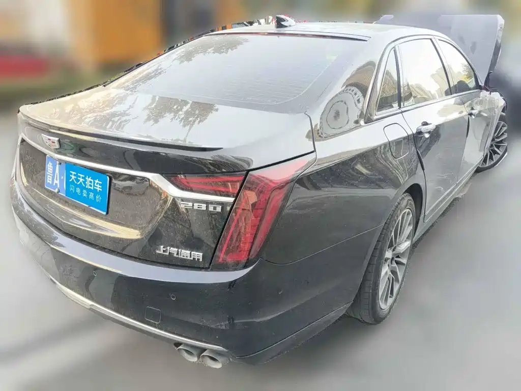 Фото 2 - Cadillac CT6