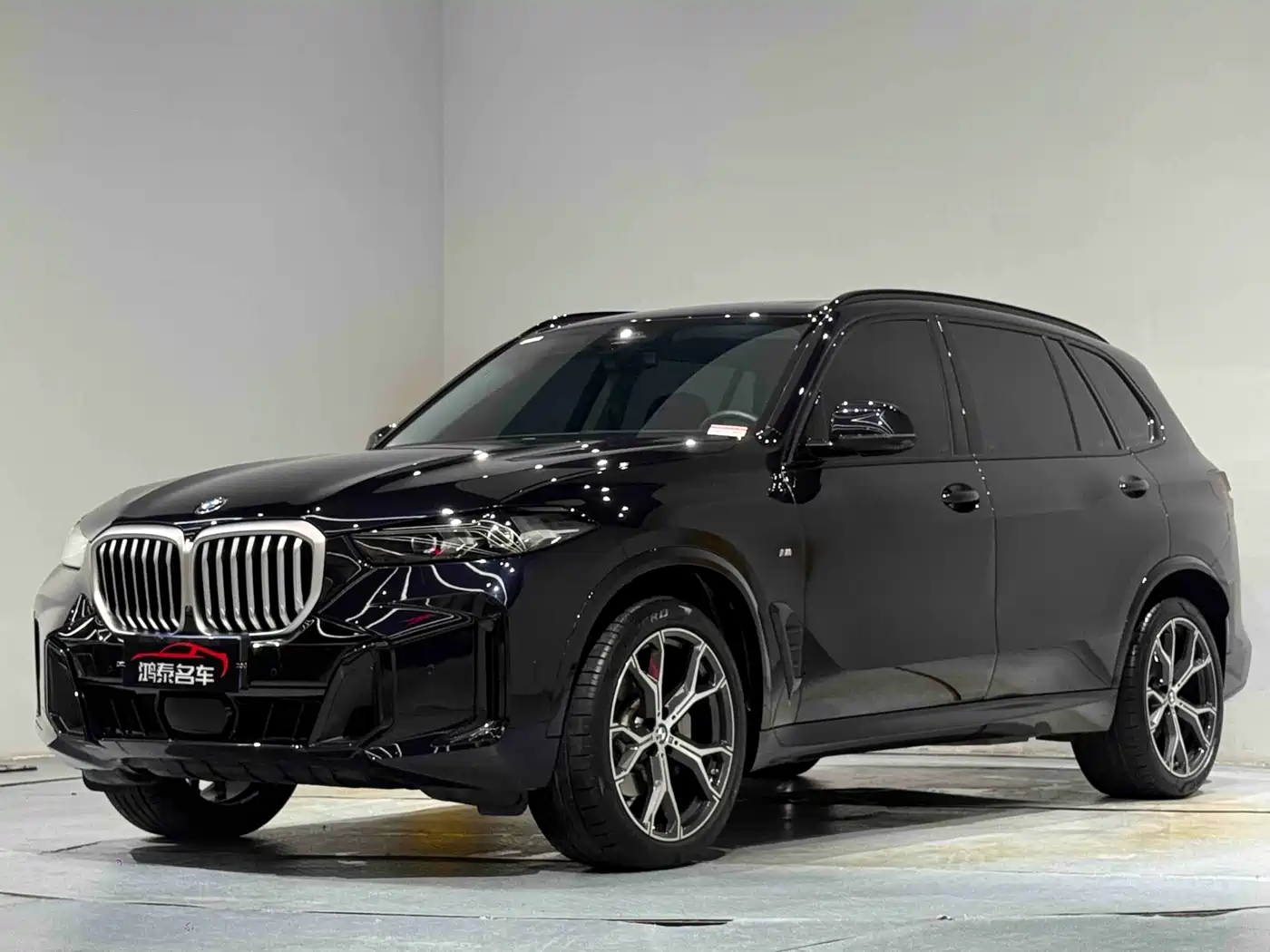 BMW X5 2023 xDrive 30Li Premium M Sport Black Night Package фото 2