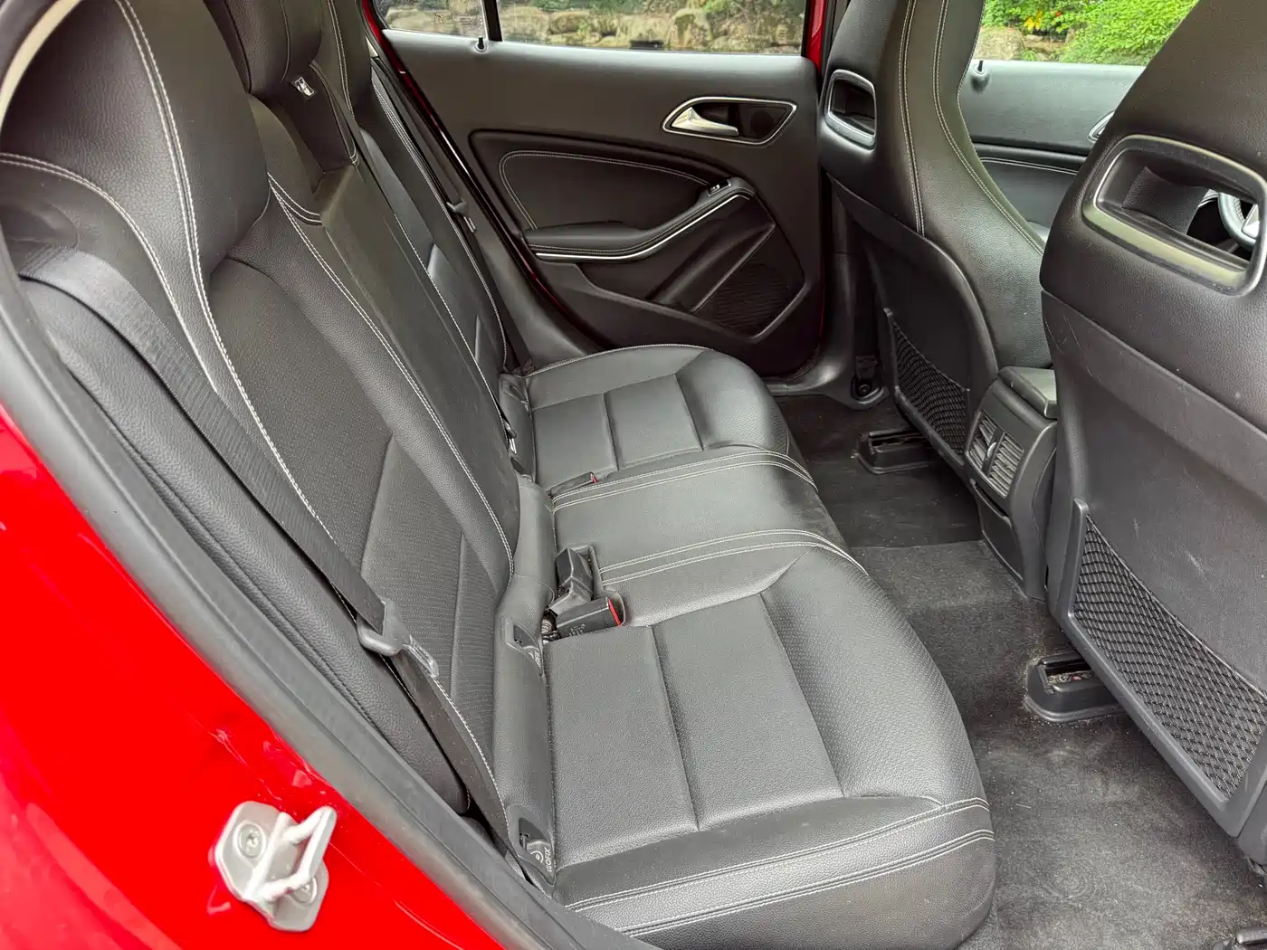 Mercedes-Benz GLA 2015 GLA 200 Dynamic фото 14