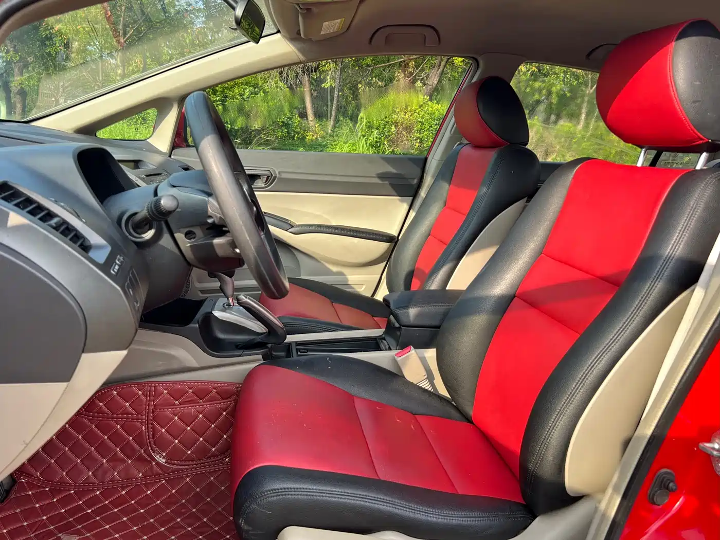 CIIMO CIIMO 2013 2012 1.8L Automatic