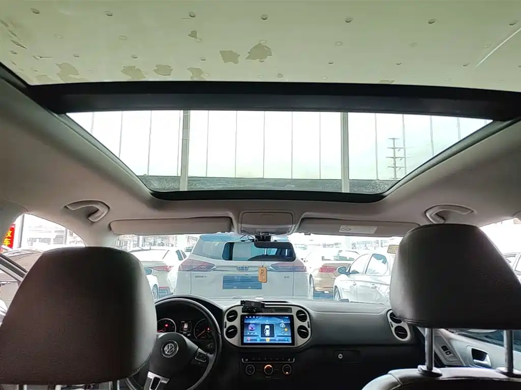 Volkswagen Tiguan 2016 Model 300TSI Automatic 2WD Luxury Edition фото 18