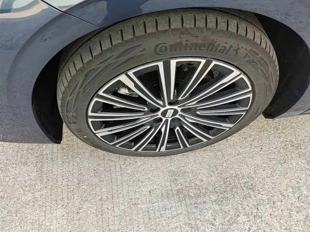 Geely Galaxy Galaxy A7 2025 EM-i фото 23