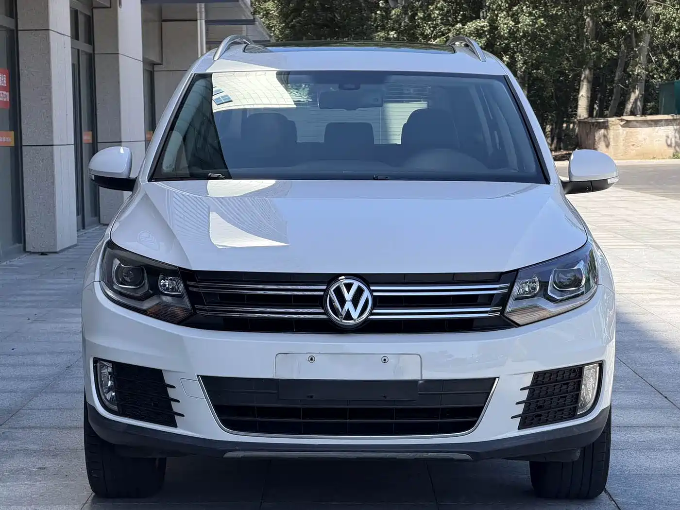 Volkswagen Tiguan 2016 Model 300TSI Automatic 2WD Luxury Edition фото 2
