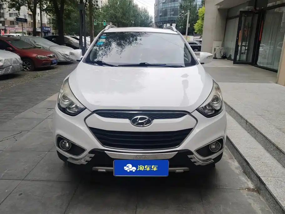 Hyundai Beijing Hyundai ix35 2012 2.0L Automatic 2WD GLS Elite фото 2