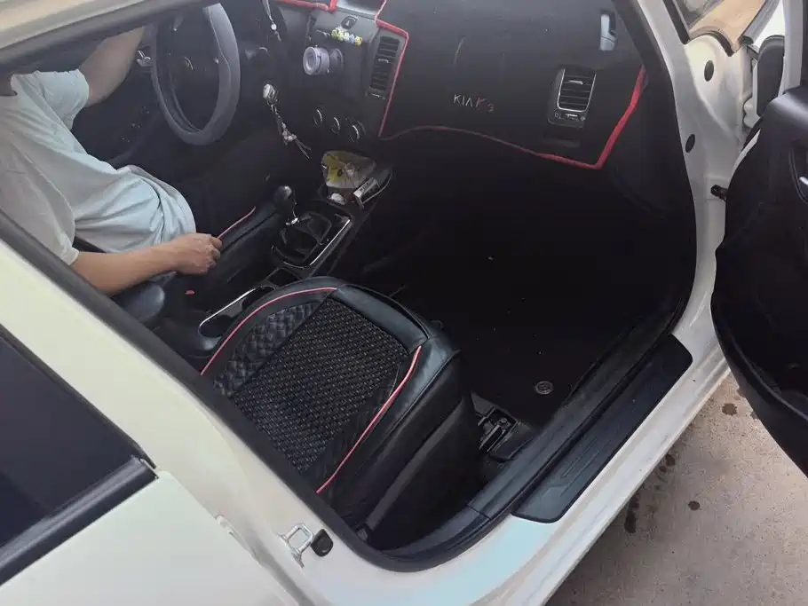 Фото 8 - Kia K3