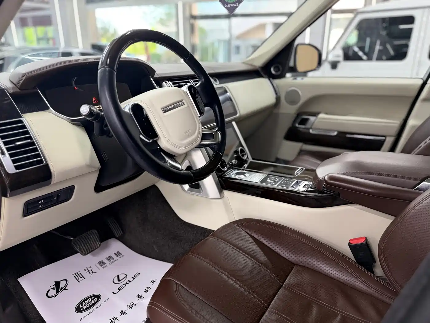 Land Rover Range Rover 2014 3.0 TDV6 Vogue SE фото 7