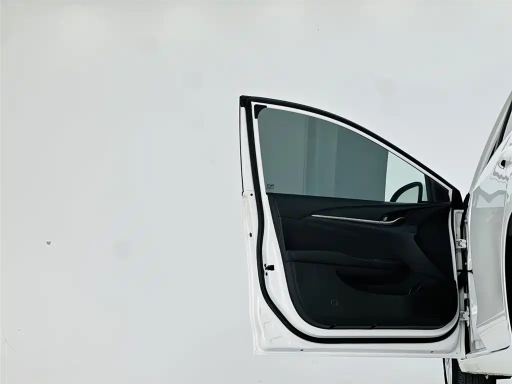 Buick Excelle 2021 Facelift Exemplar 1.5L Auto Elite фото 11