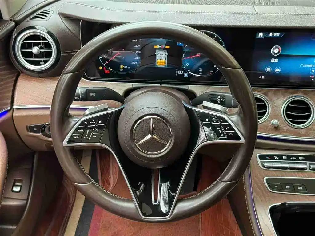 Mercedes-Benz E-Class 2023 E 260 L фото 10