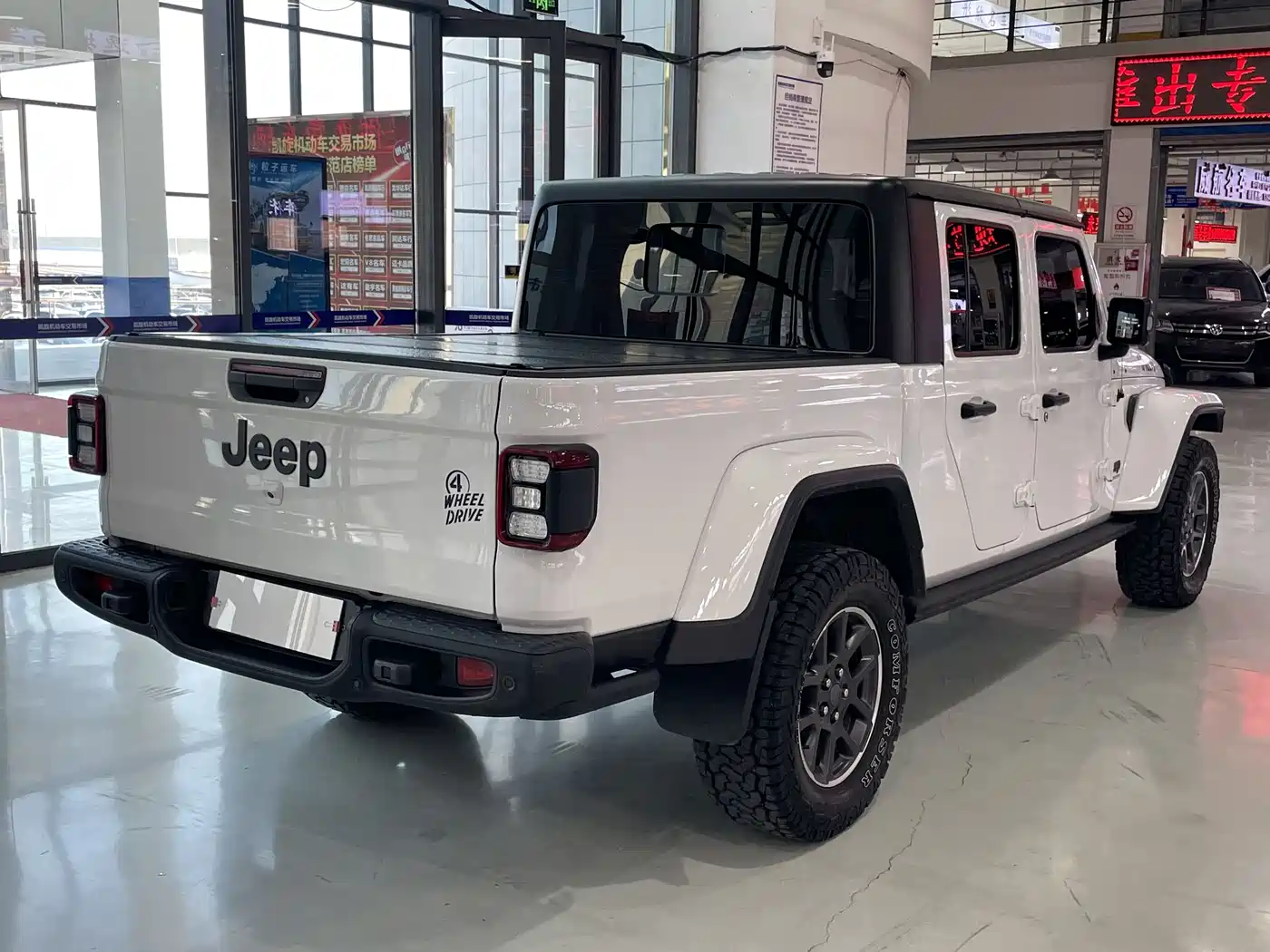 JEEP GLADIATOR
