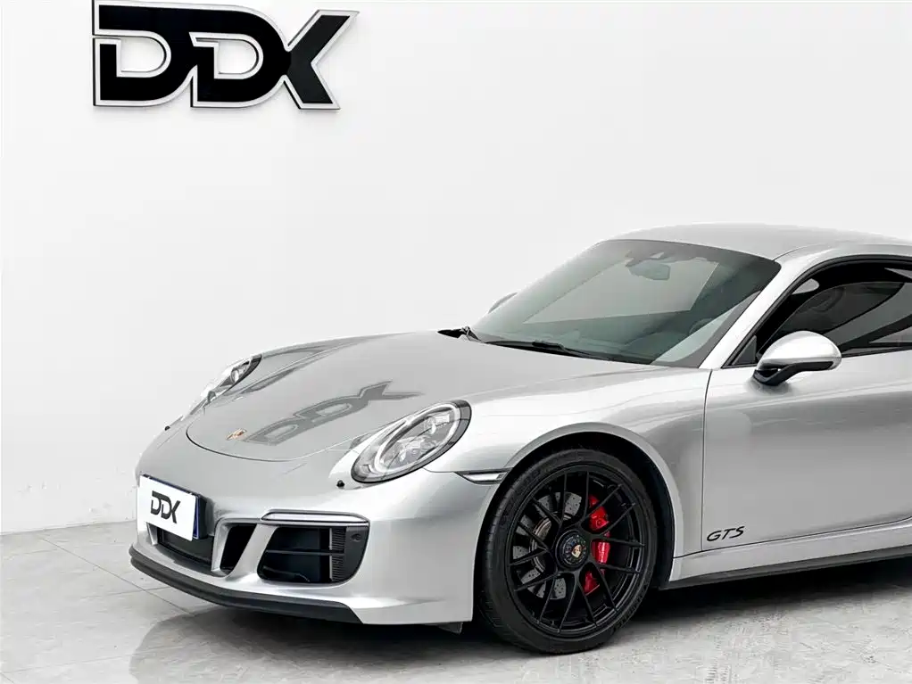 Porsche 911 2017 Carrera GTS 3.0T фото 3