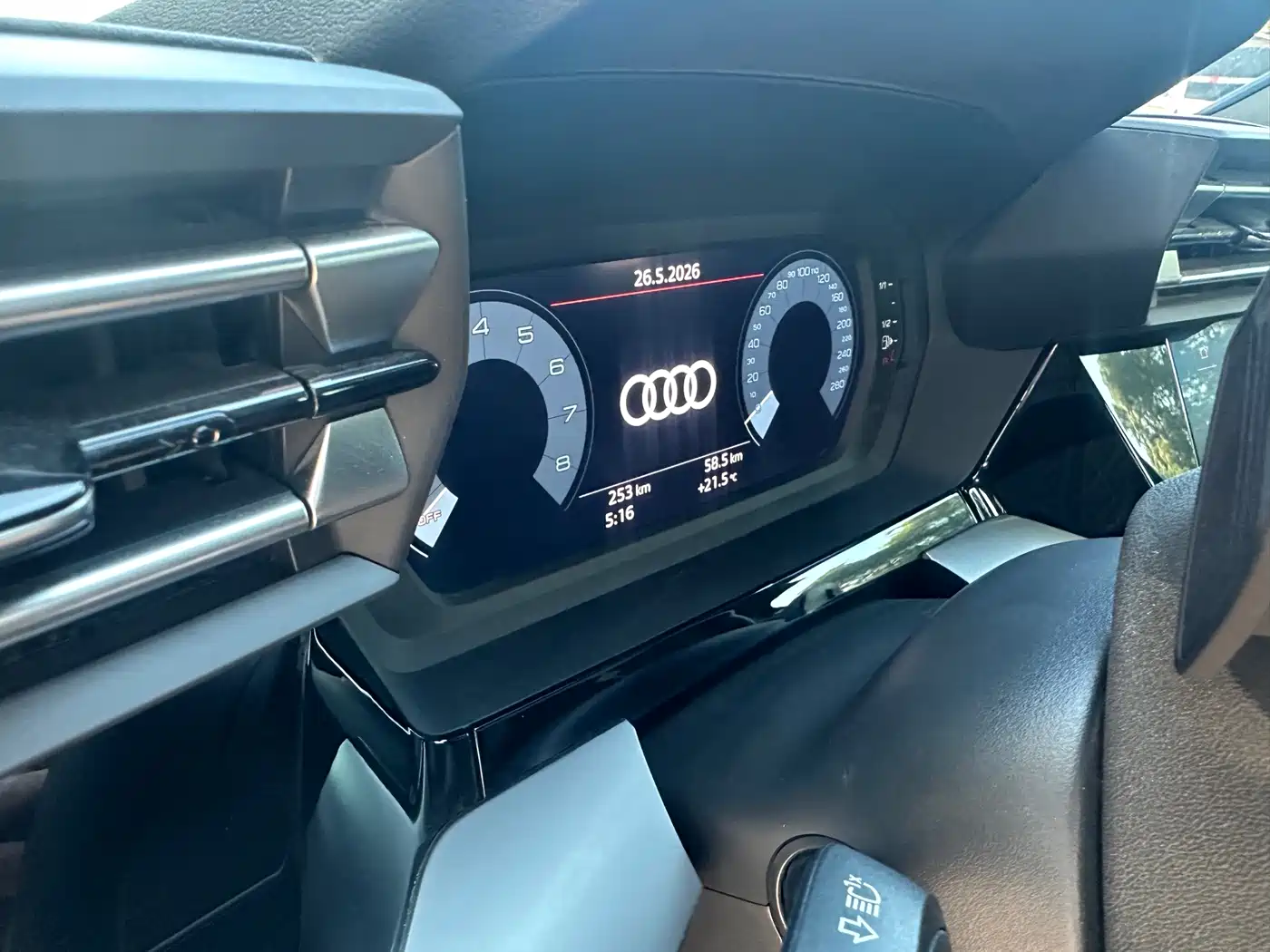 Audi A3 2025 Model A3L Limousine 35TFSI Flying Premium + Luxury Selection Package (Southern Edition) фото 7