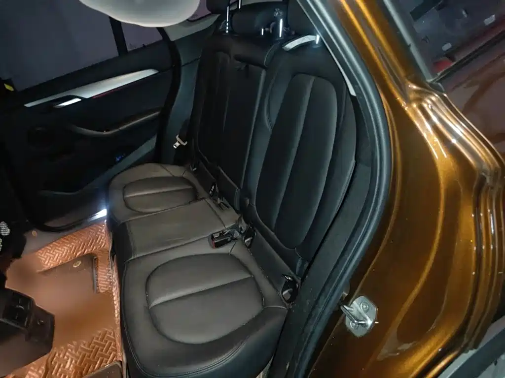 BMW X1 2016 sDrive18Li Fashion Model фото 15
