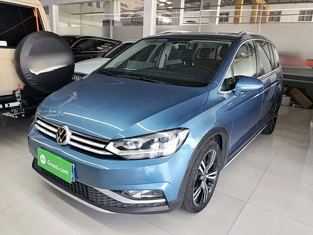 Photo 1 - Volkswagen Touran