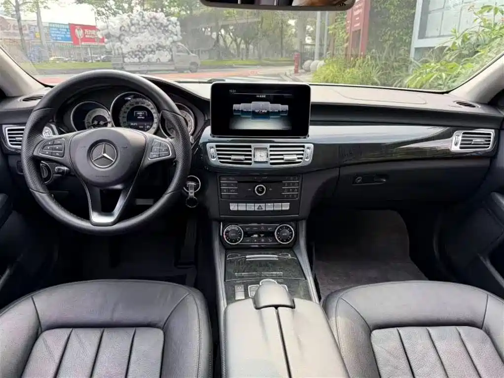 Mercedes-Benz CLS 2015 CLS 320 фото 8