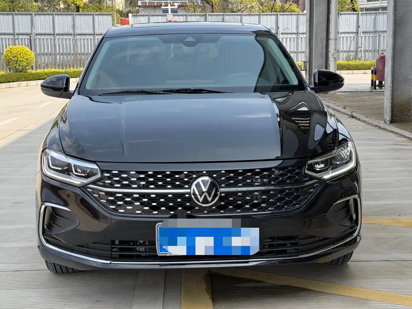 Volkswagen Lavida 2024 Model 1.5L Automatic Starlight 5 Million Edition фото 2