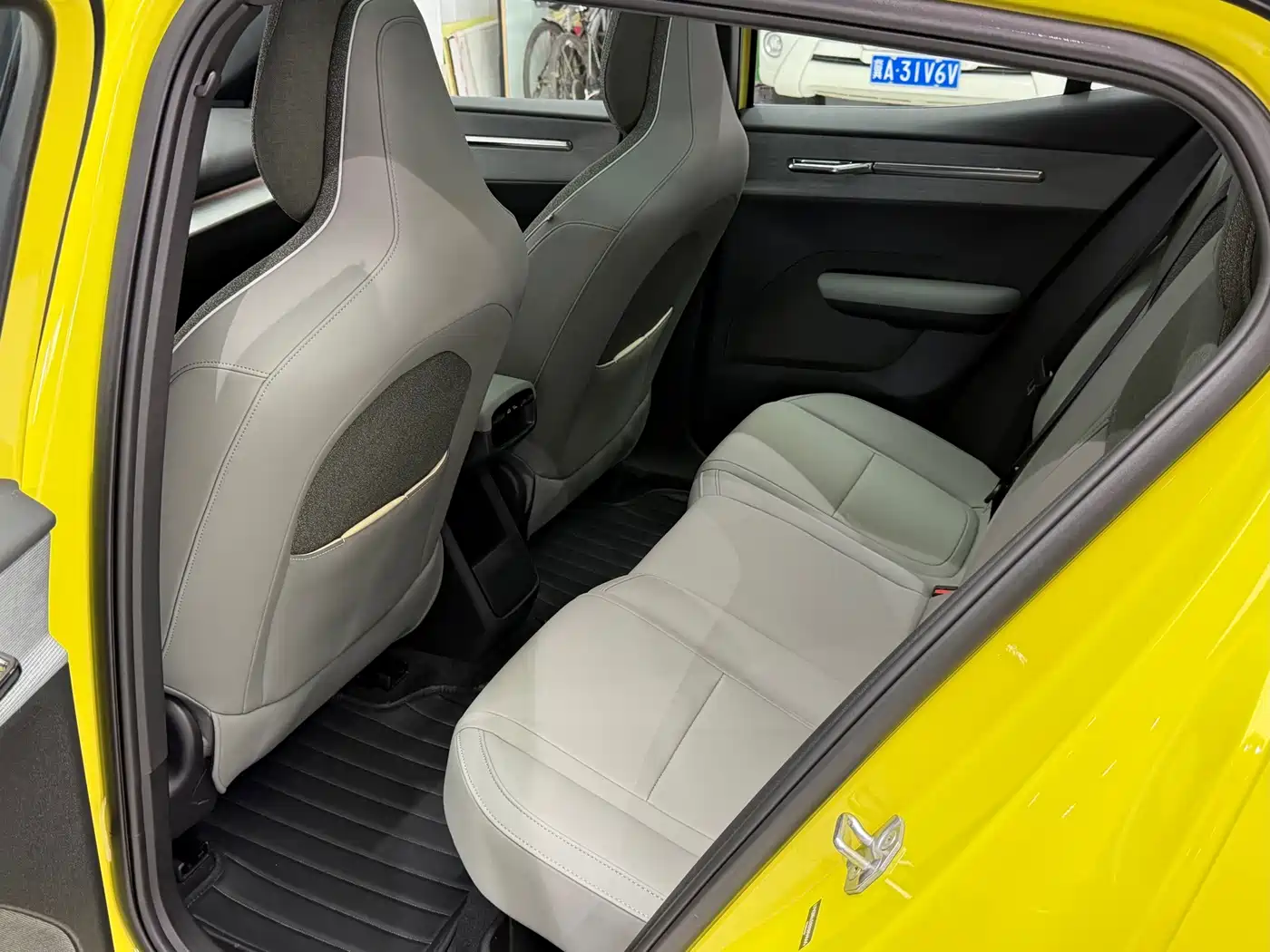 Volvo EX30 2024 2025 RWD Long Range Ultra