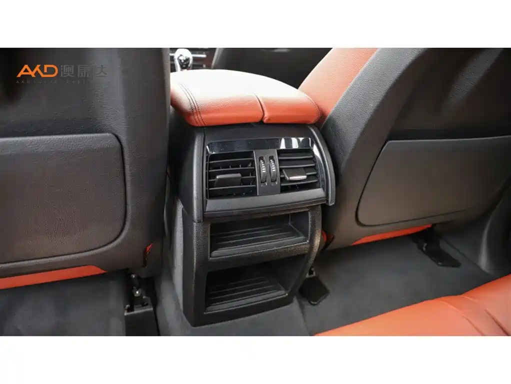 Фото 9 - BMW X6