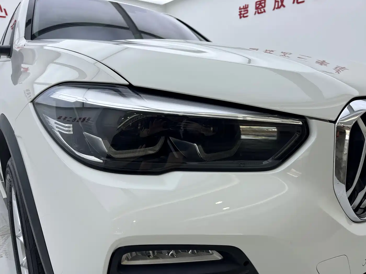 BMW X5 (Import) 2019 xDrive40i M Sport Package фото 4