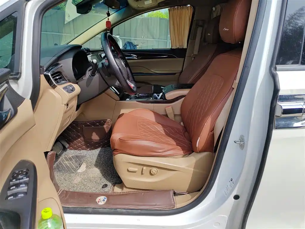 Buick GL8 2018 ES 28T Luxury Type China VI фото 8