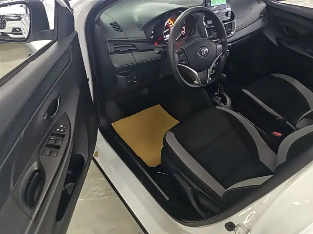 Toyota YARiS L Zhi Xuan 2022 Zhi Xuan X 1.5L CVT Leading PLUS Edition фото 16