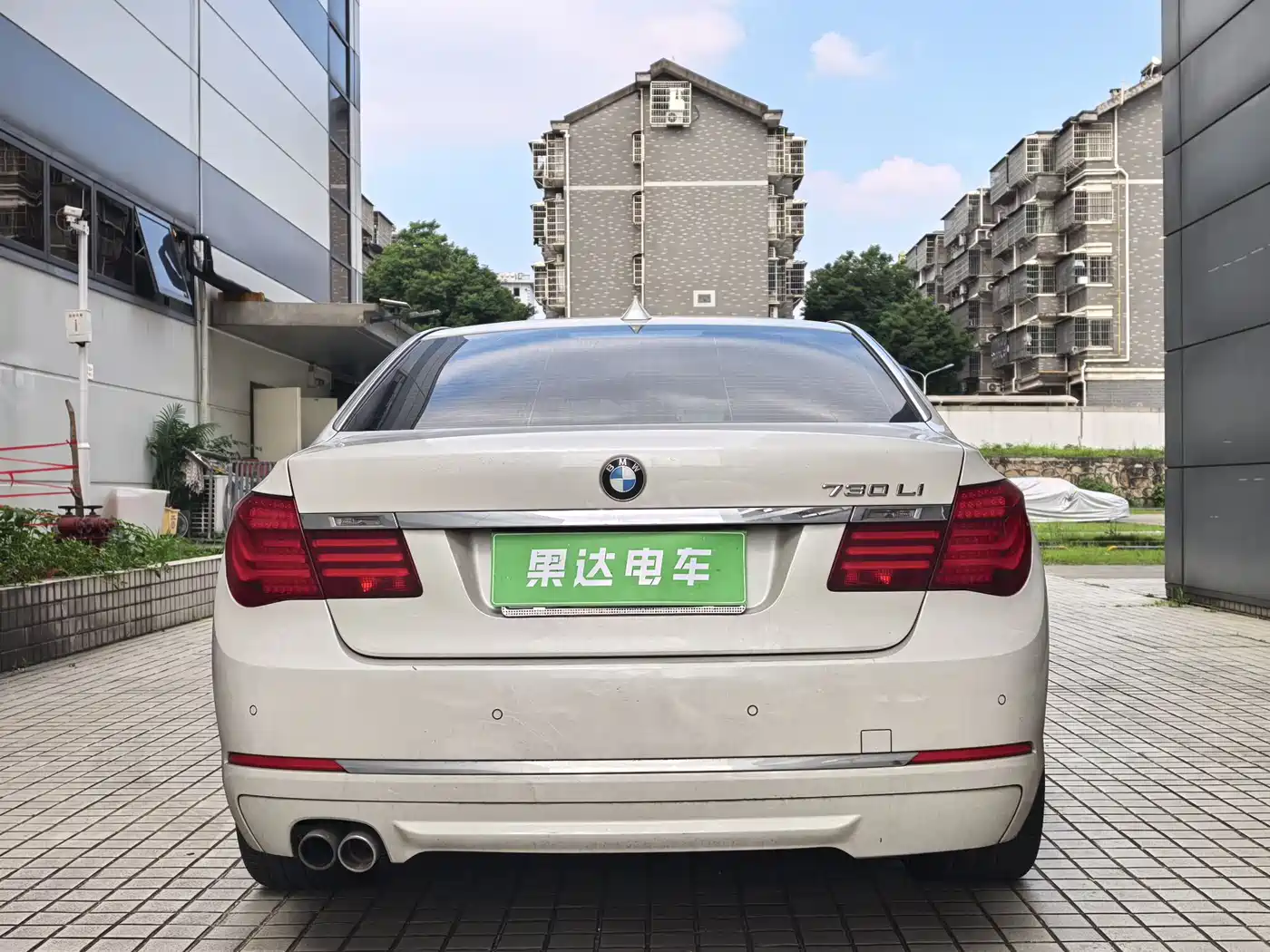 BMW 7 Series 2014 730Li Premium фото 6