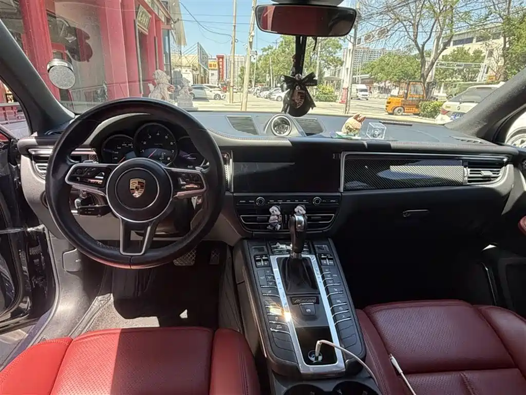 Porsche Macan 2021 Macan 2.0T фото 9