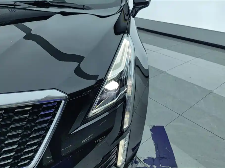 Cadillac XT5 2021 2.0T 4WD Luxury Edition фото 5