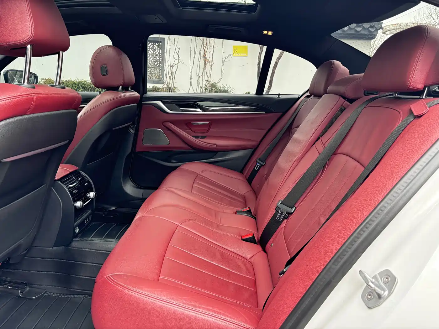 BMW 5 Series 2020 530Li Exclusive M Sport Package фото 12