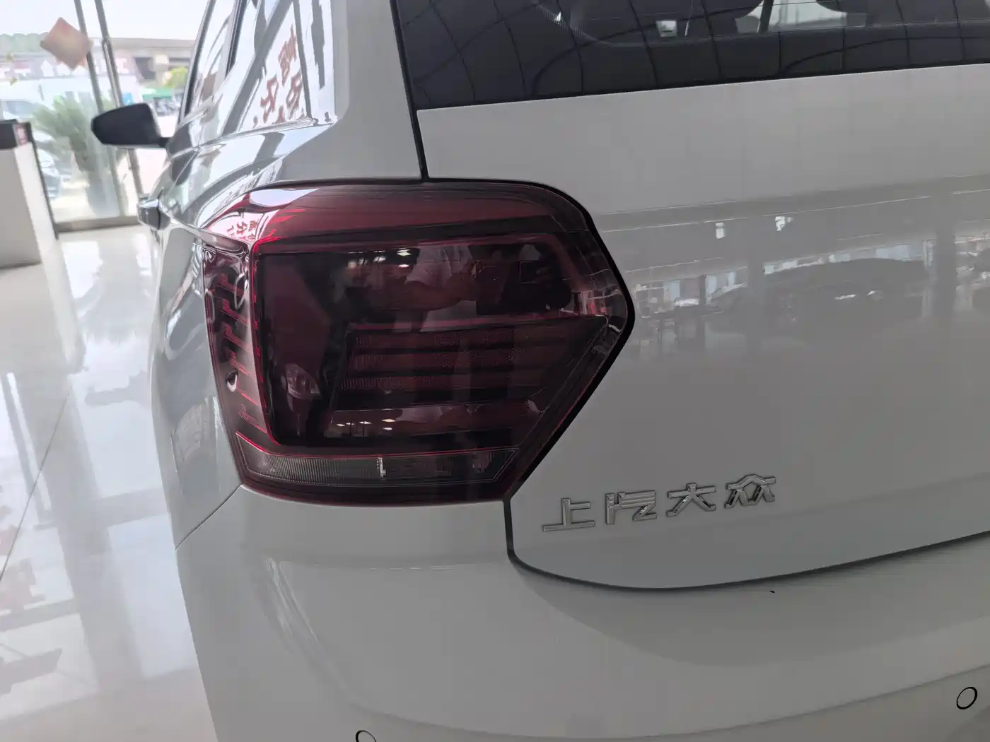 Volkswagen Polo 2023 Plus 1.5L Automatic Colorful Tech Edition фото 12