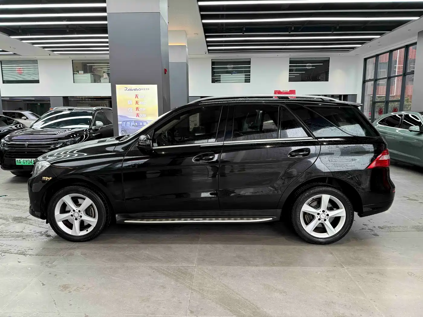 Mercedes-Benz M-Class 2014 ML 320 4MATIC фото 5
