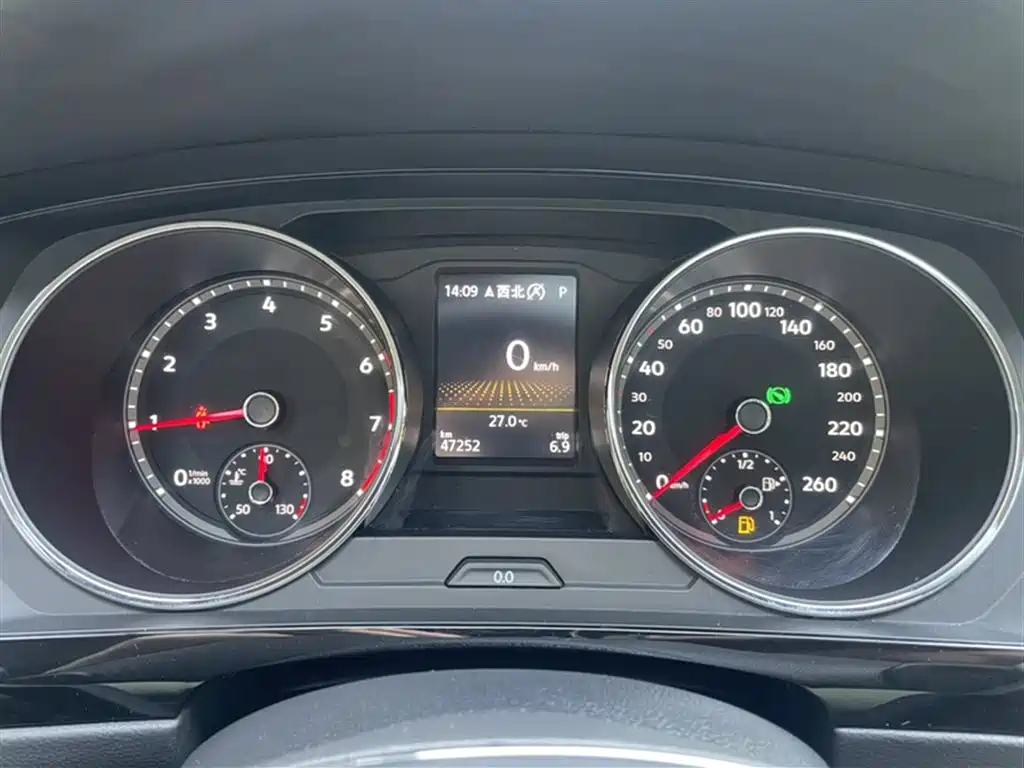 Volkswagen Tiguan L 2019 330TSI Automatic 2WD Panorama Comfort Edition China VI фото 3