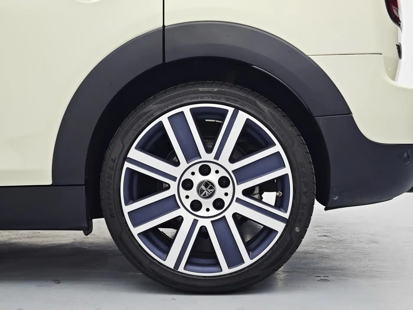 MINI CLUBMAN 2023 2022 1.5T COOPER Connoisseur
