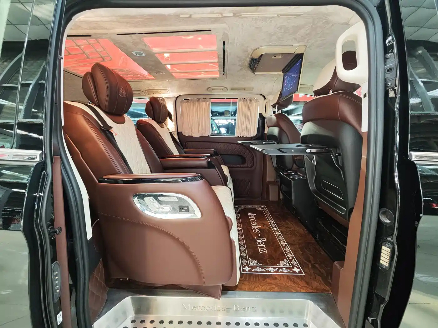 Mercedes-Benz Vito 2021 2.0T Business Edition 7-seater фото 5