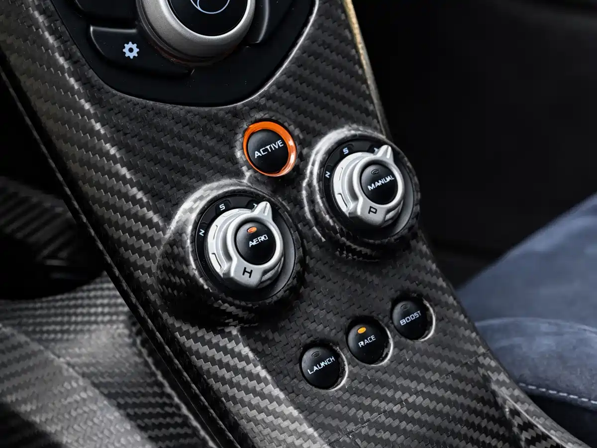McLaren P1 2015 2014 3.8T Standard