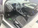 Фото 15 - Ford Focus
