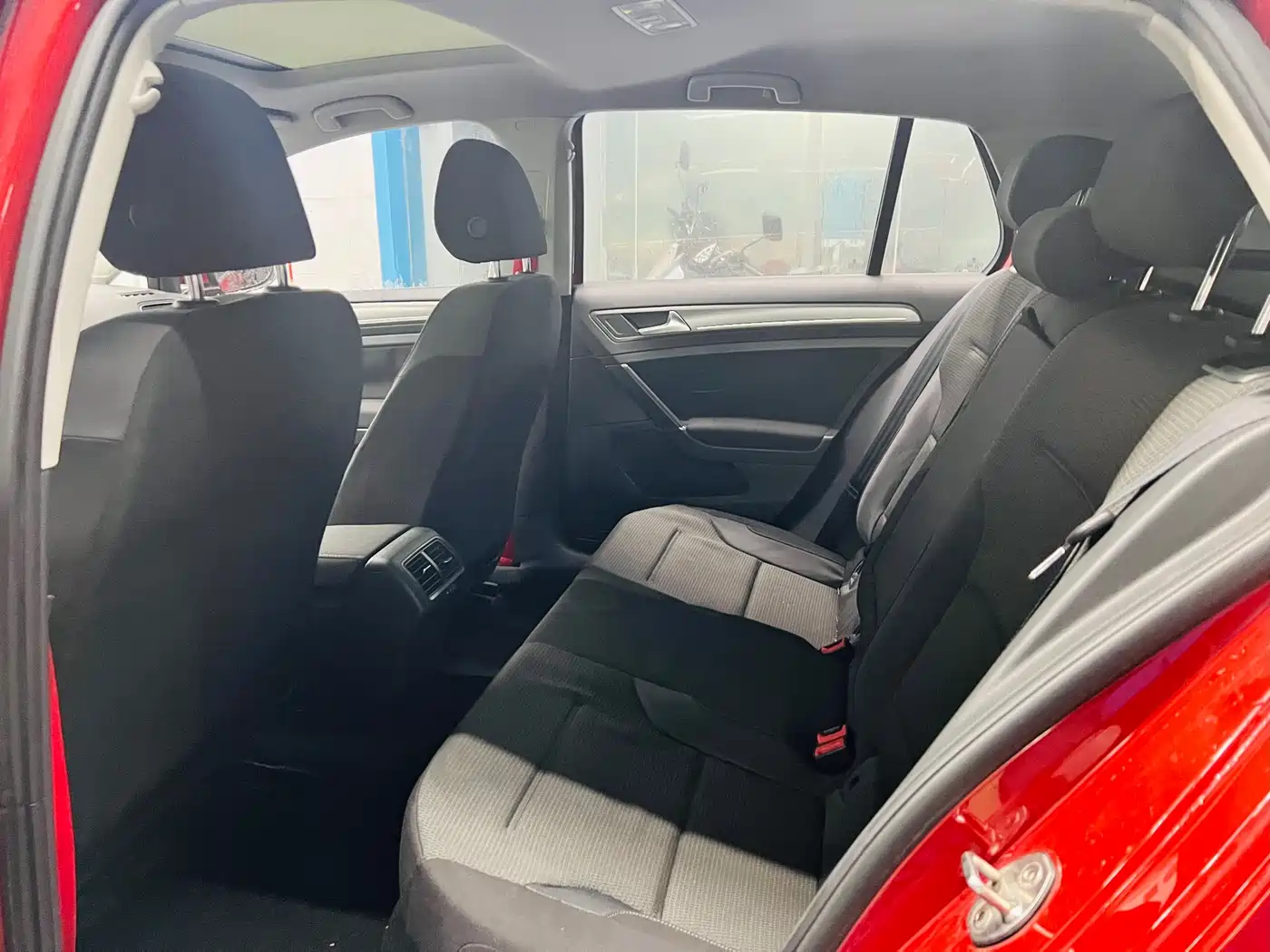 Volkswagen Golf 2016 230TSI Automatic Comfort фото 5