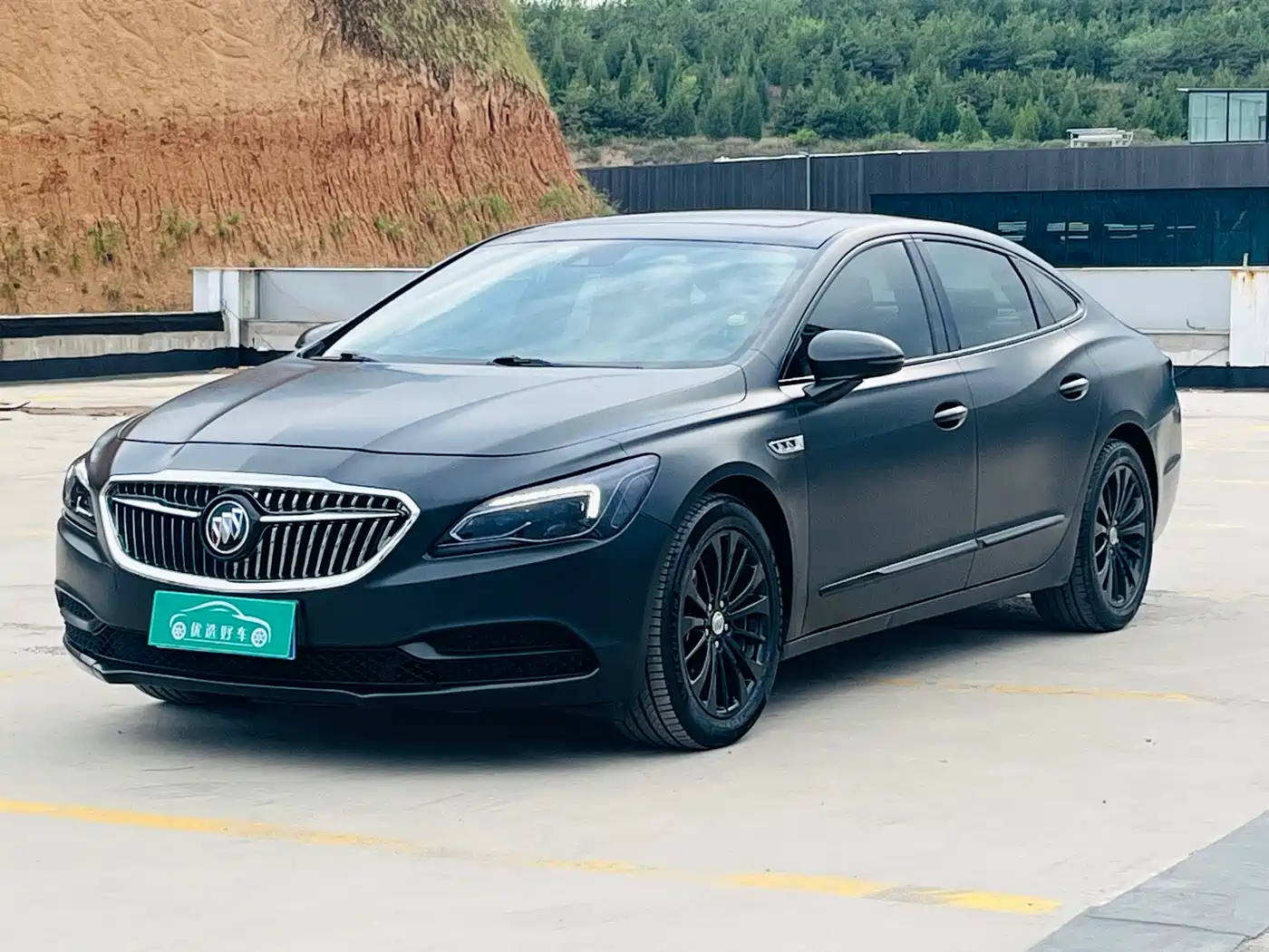 Buick LaCrosse 2016 Model 28T Luxury