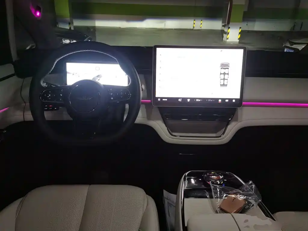 Geely Galaxy Yizhen L380 2025 Model 650km Flagship Edition AWD фото 6