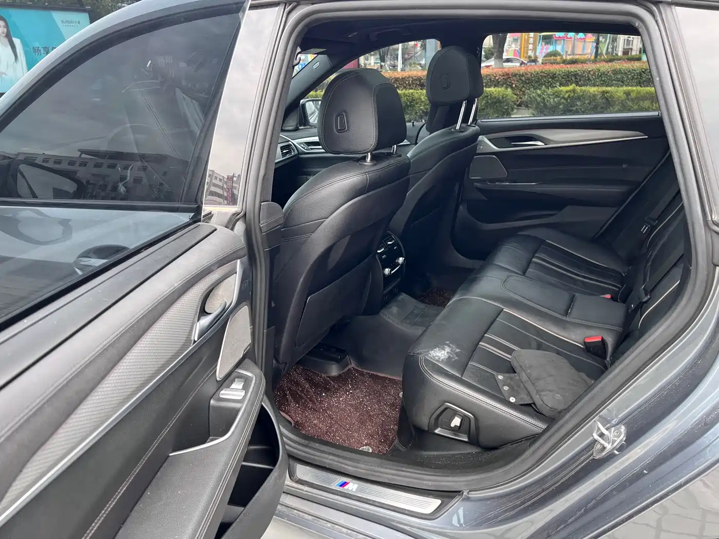BMW 6 Series GT 2019 630i M Sport Package фото 7