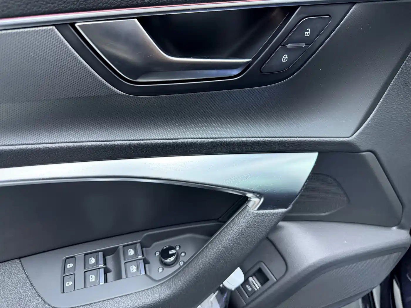 Audi A7L 2024 45TFSI S-line Dream Edition Crystal Package фото 5