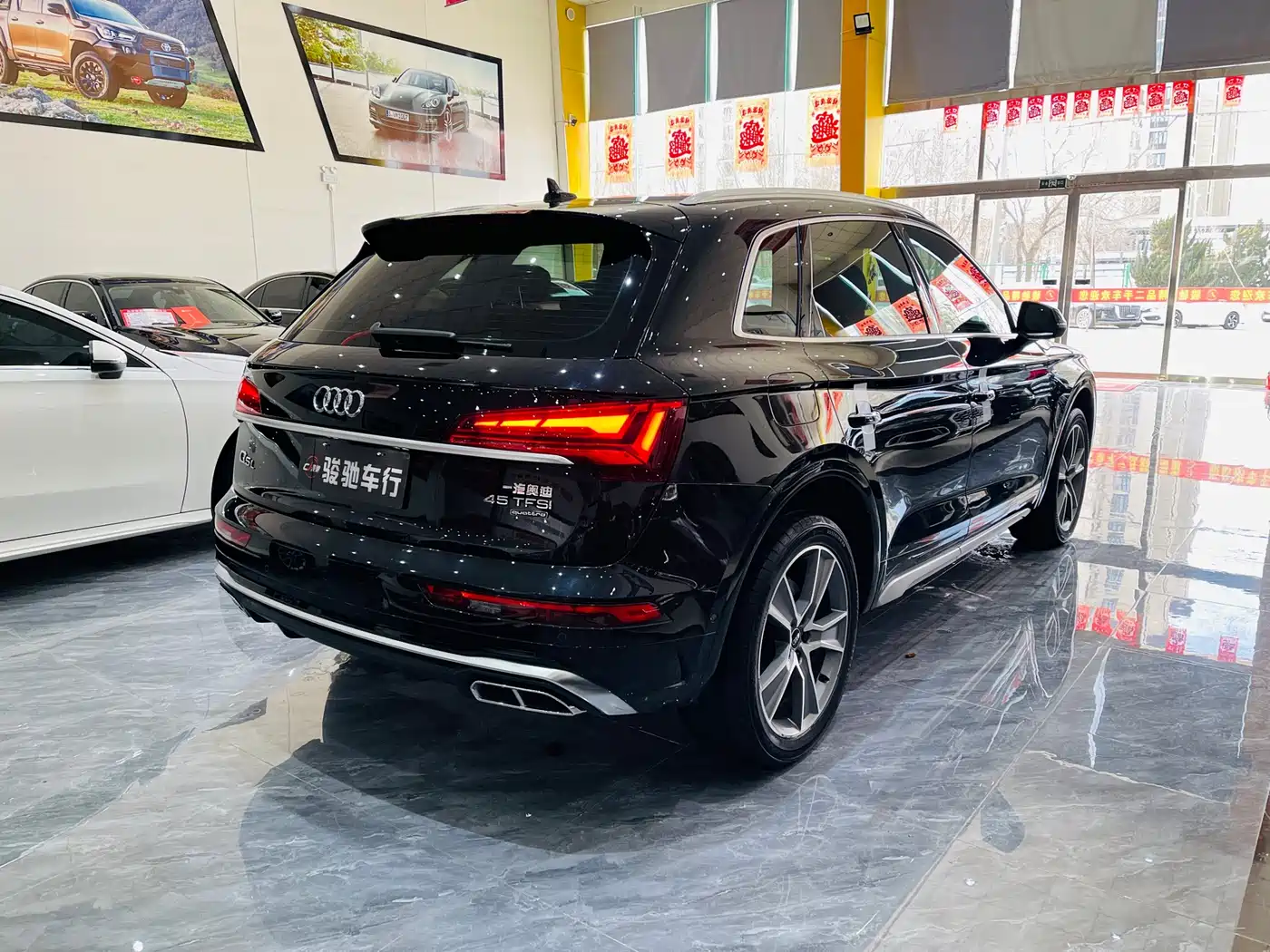 Audi Q5L 2022 45T Luxury Dynamic фото 7
