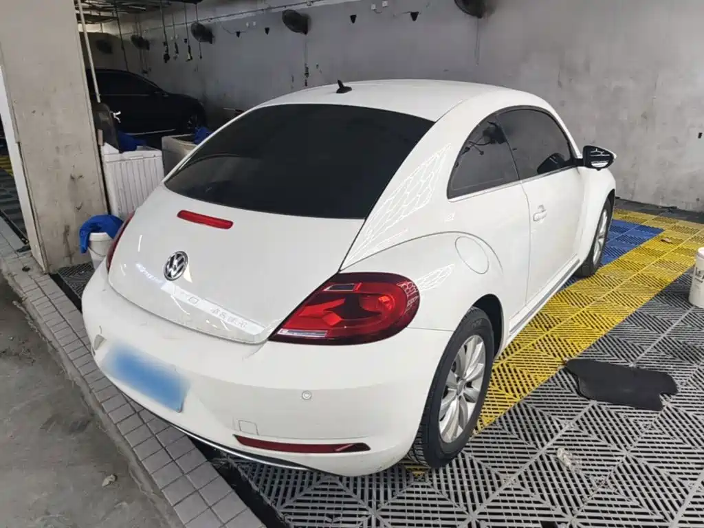 Volkswagen Beetle 2019 2018 180TSI Easy Joy Edition