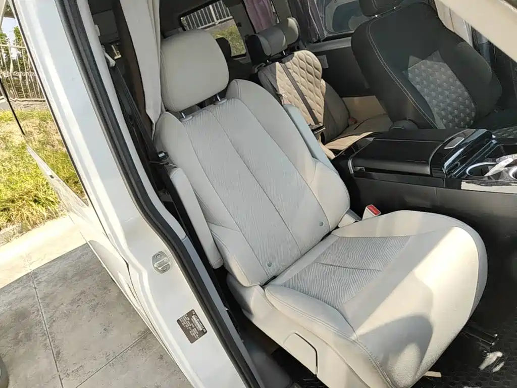 Photo 25 - Maxus Xintu V80
